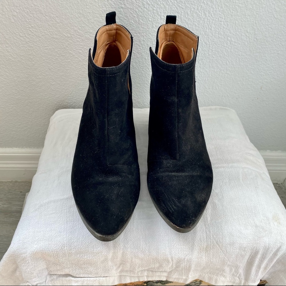 Black heeled booties